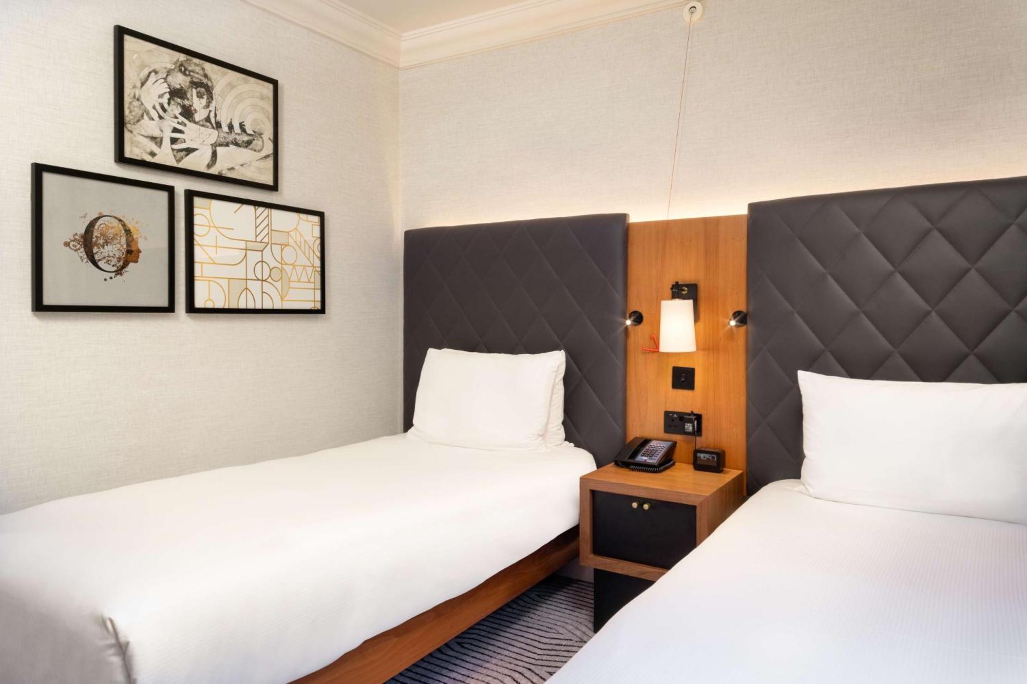 מלון Hilton London Olympia מראה חיצוני תמונה