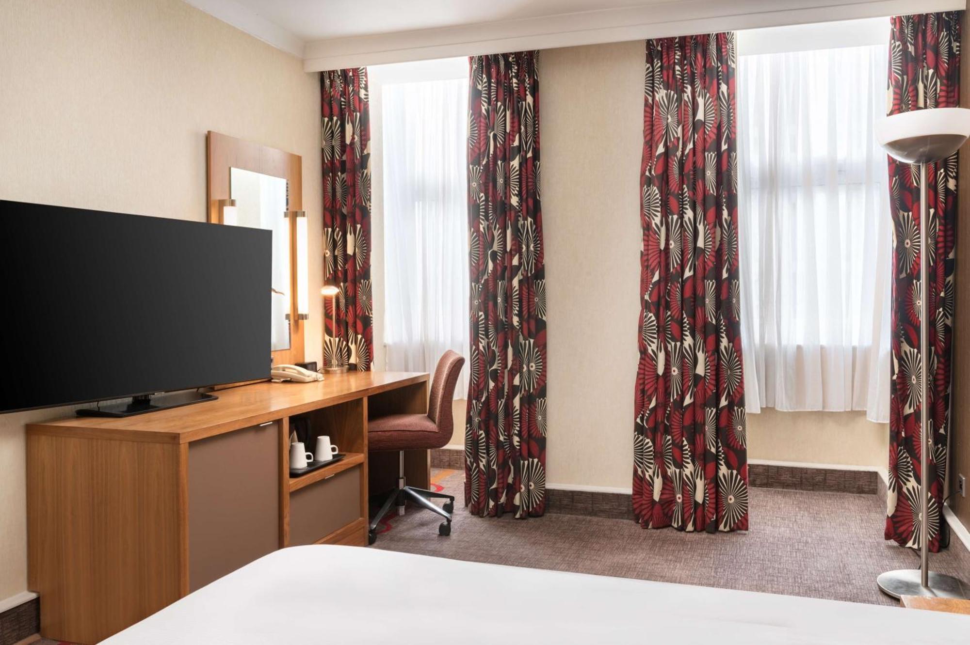 מלון Hilton London Olympia מראה חיצוני תמונה