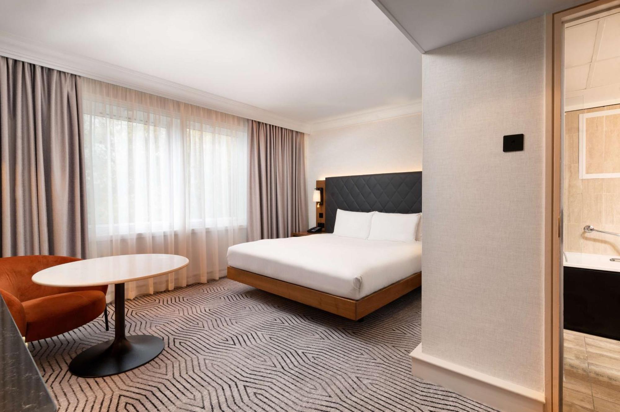 מלון Hilton London Olympia מראה חיצוני תמונה